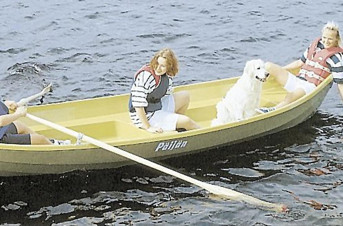 Petkelj&auml;rvi soutuvenevuokraus