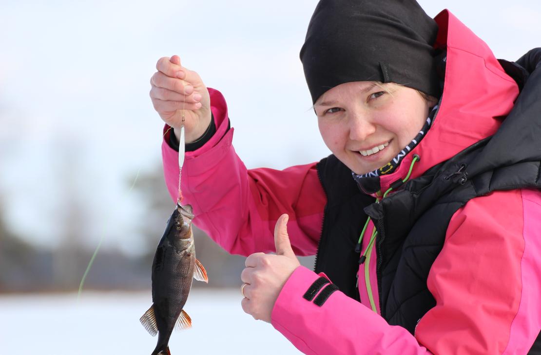 Pilkill&auml; saa hyv&auml;ll&auml; tuurilla isoja ahvenia.