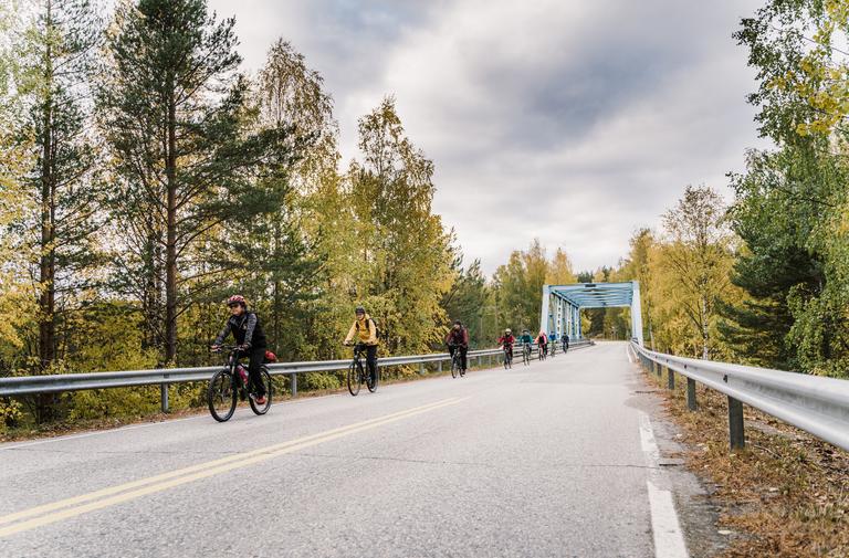 Py&ouml;r&auml;ilij&ouml;it&auml; Oinassalmella