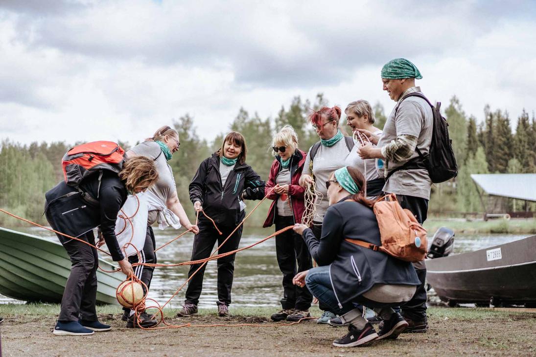 V&auml;lill&auml; ollaan melkein solmussa.