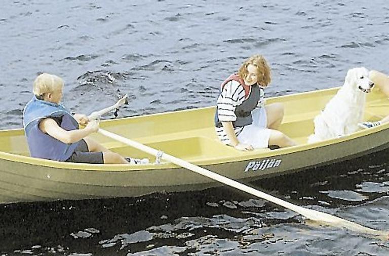 Petkelj&auml;rvi soutuvenevuokraus